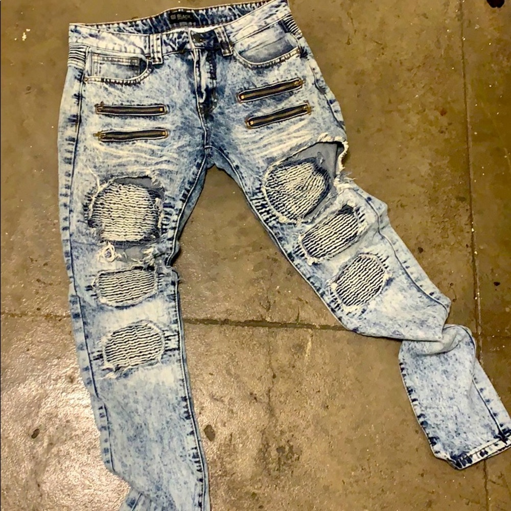 Ripped jeans